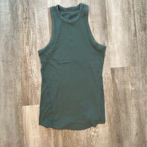 Lululemon - ribbed high neck tank - 6 NWOT